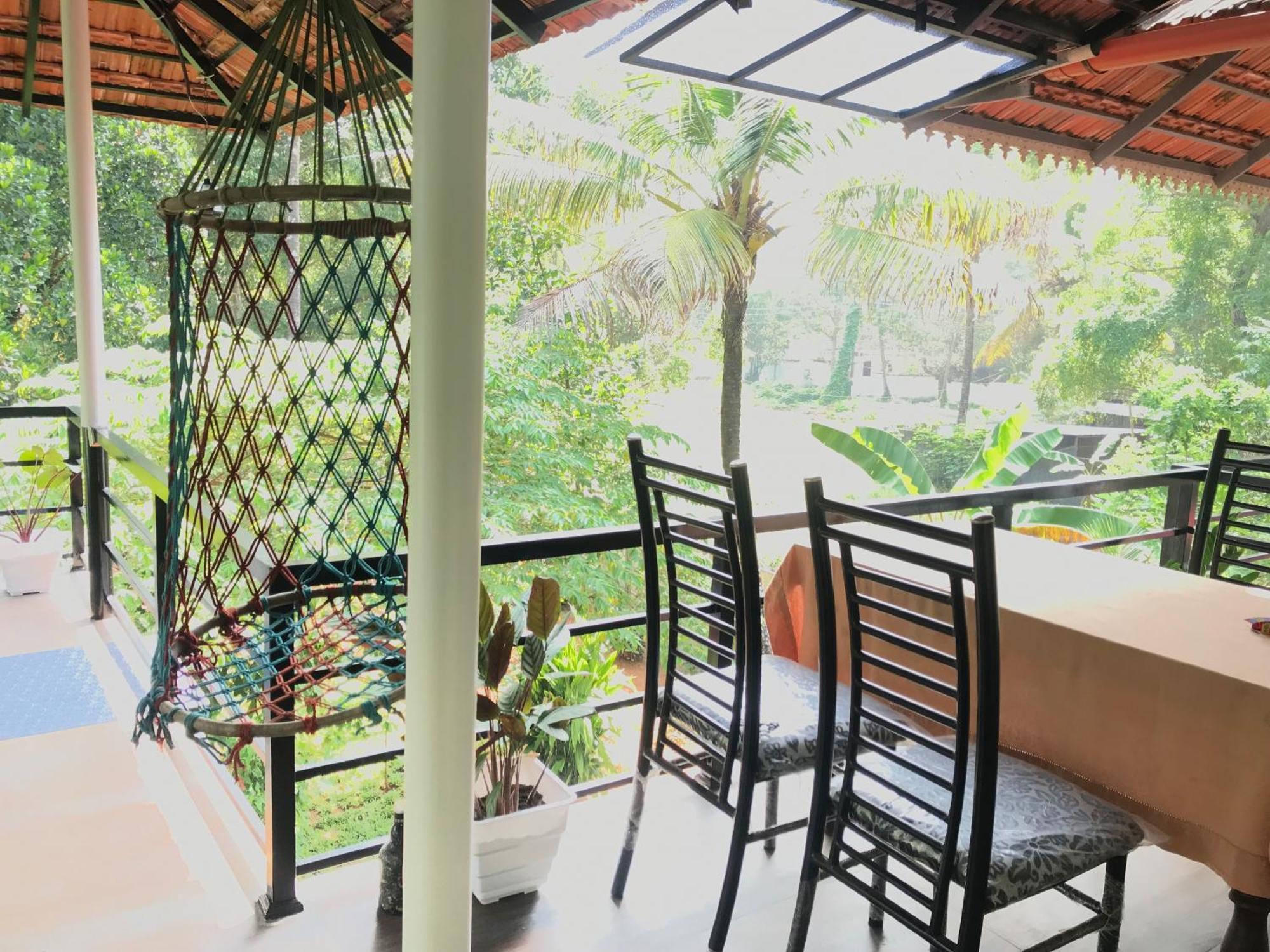 Marari Charlys Homestay Alappuzha Exterior photo